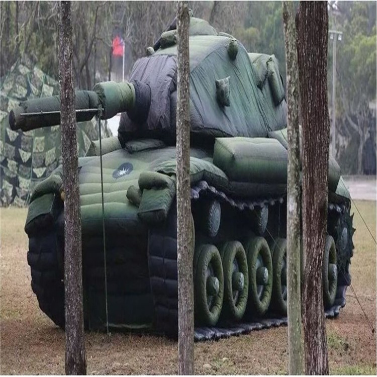 达坂城军用充气坦克